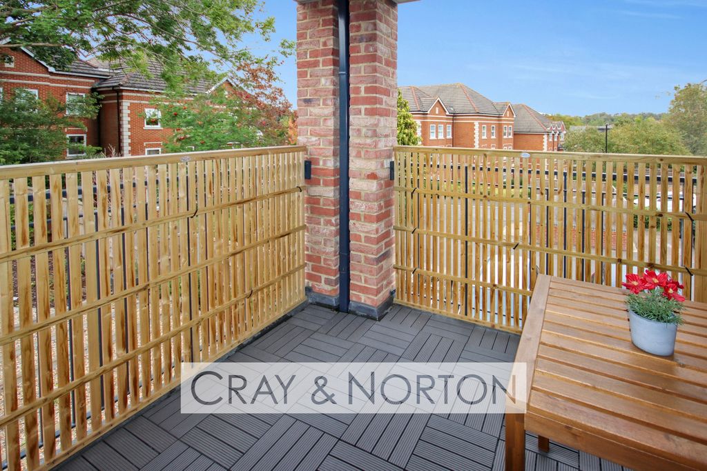 Additional image 10 of 3 bed flat for saleWard Close, South Croydon CR2