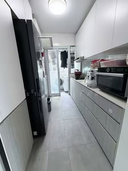 622A Punggol Central photo 3