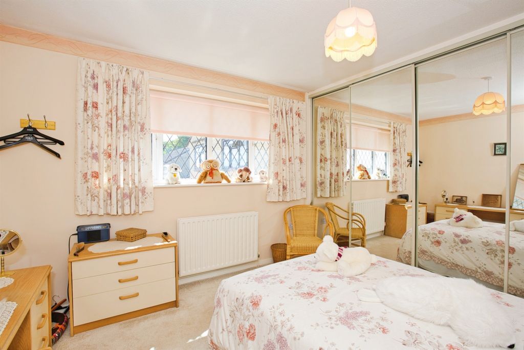Additional image 14 of 4 bed detached house for saleThe Laurels, Crewkerne TA18