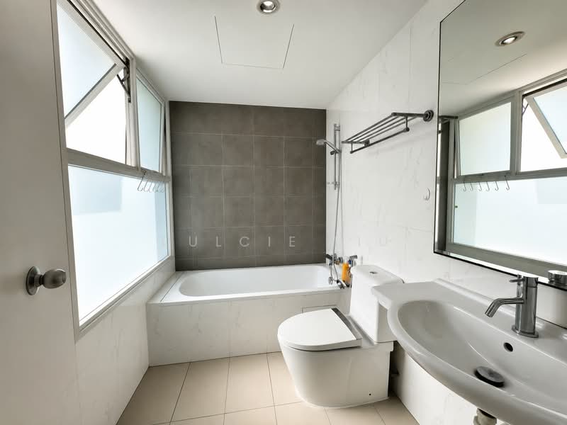 10 Woodleigh Close photo 5