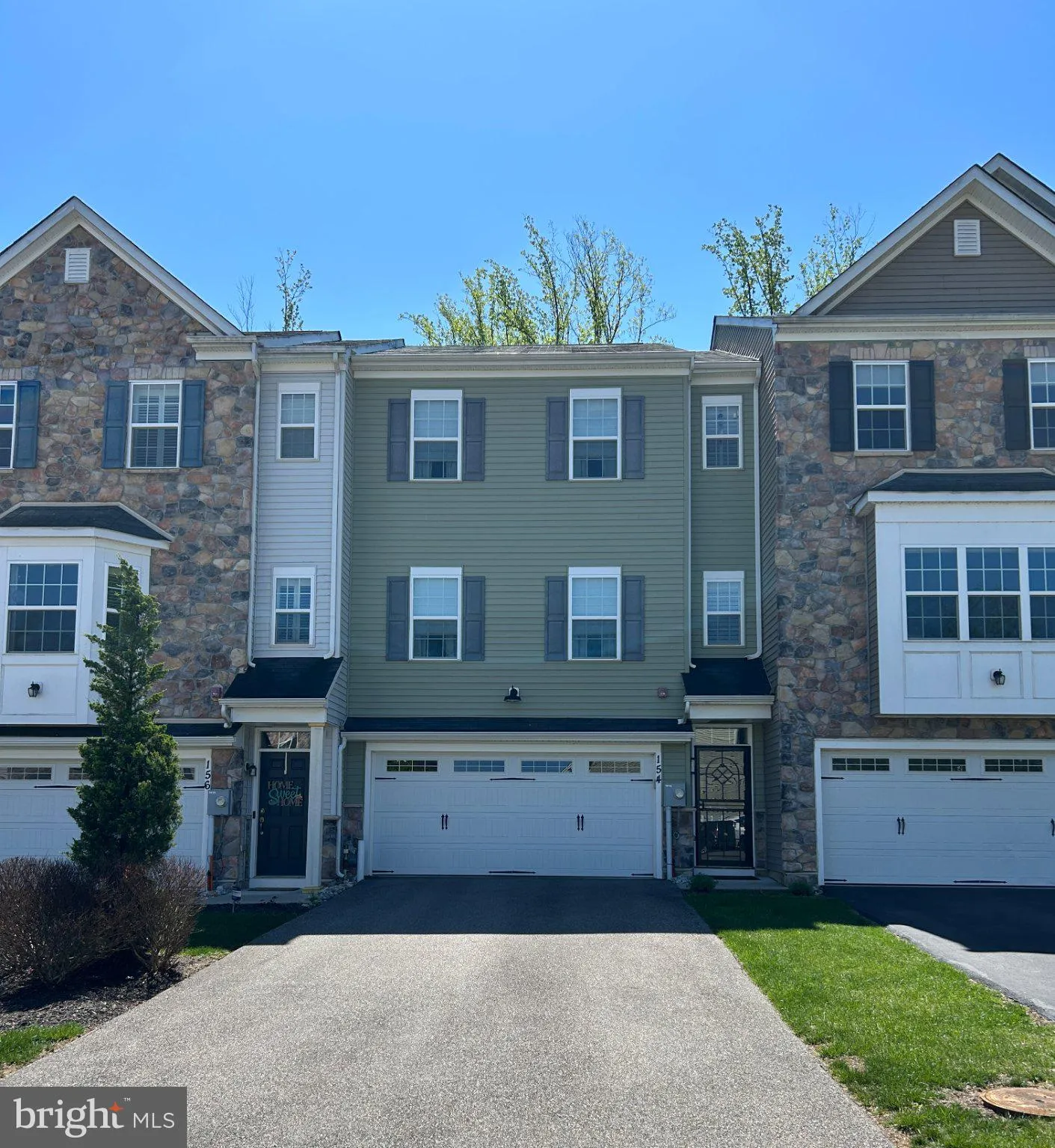 154 Graystone Drive, Feasterville-Trevose, PA 19053