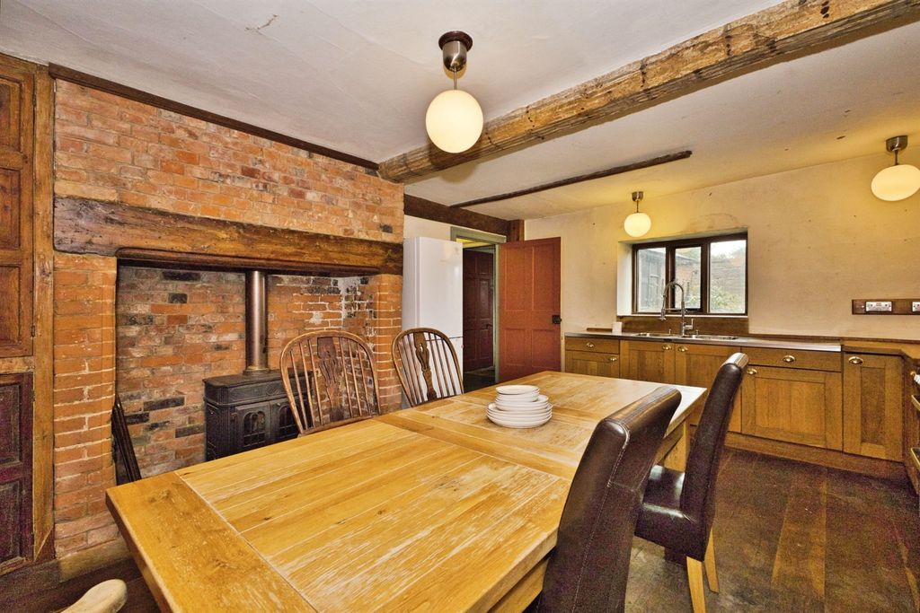 Additional image 4 of 6 bed terraced house for saleAbbey Street, Crewkerne TA18