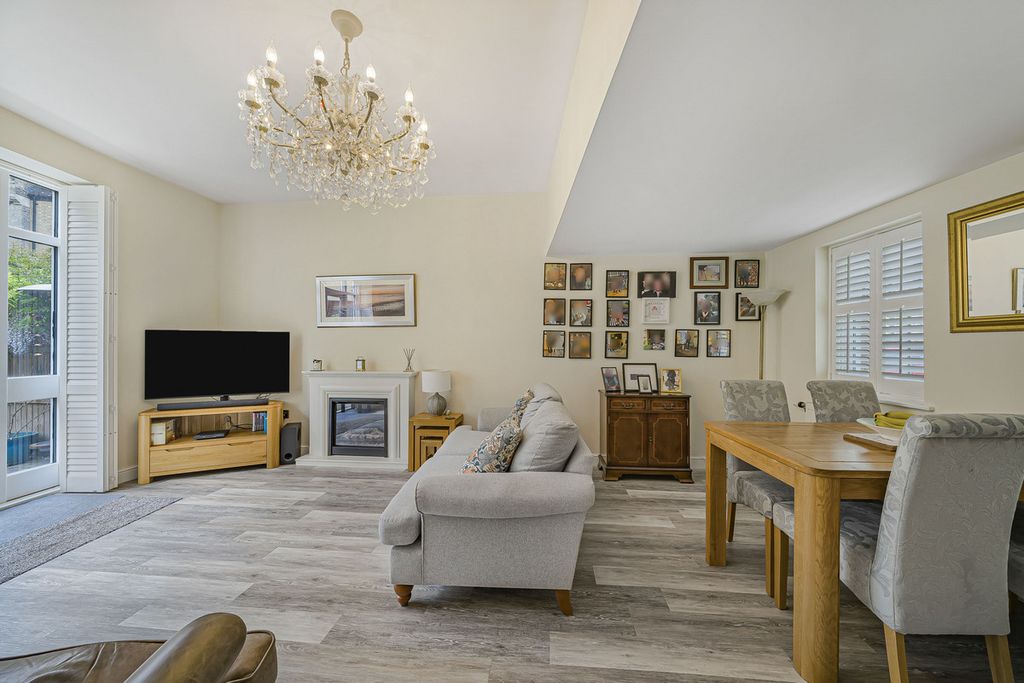 Additional image 26 of 2 bed flat for saleBunstone Hall, Chapel Drive, Dartford DA2