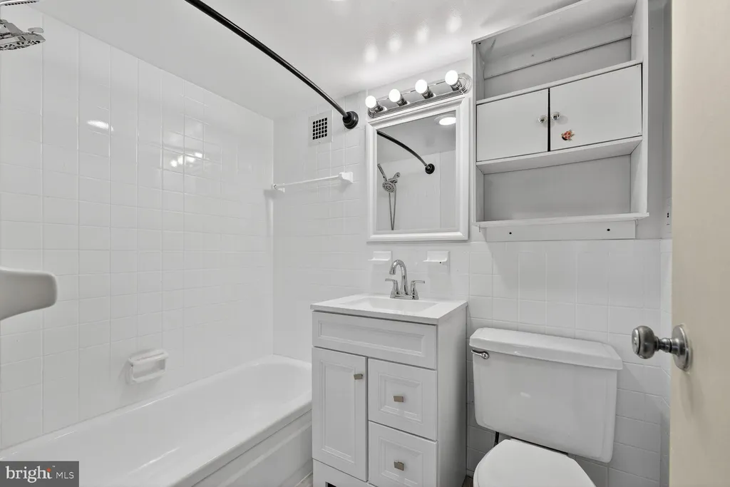 Additional image 11 of 2500 N Van Dorn Street Unit 223, Alexandria, VA 22302