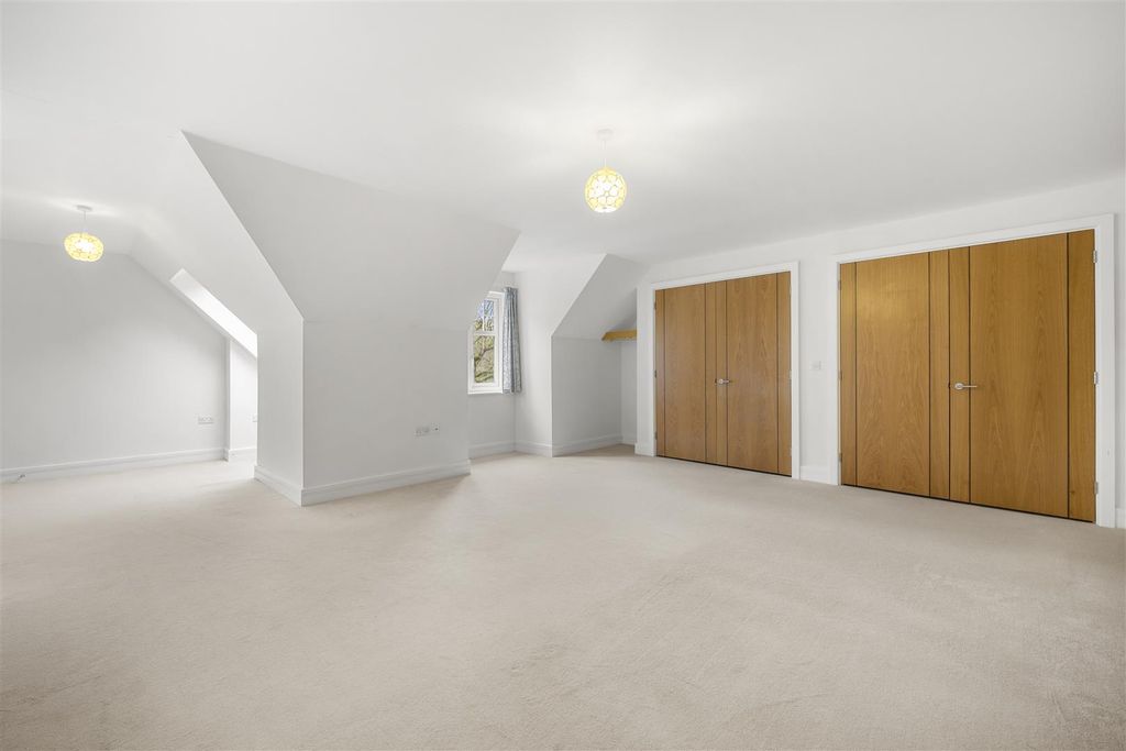 Additional image 3 of 1 bed flat for saleCrowborough Hill, Crowborough TN6