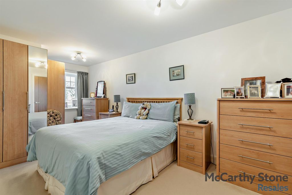 Additional image 7 of 1 bed flat for saleHolmes Place, Crowborough TN6