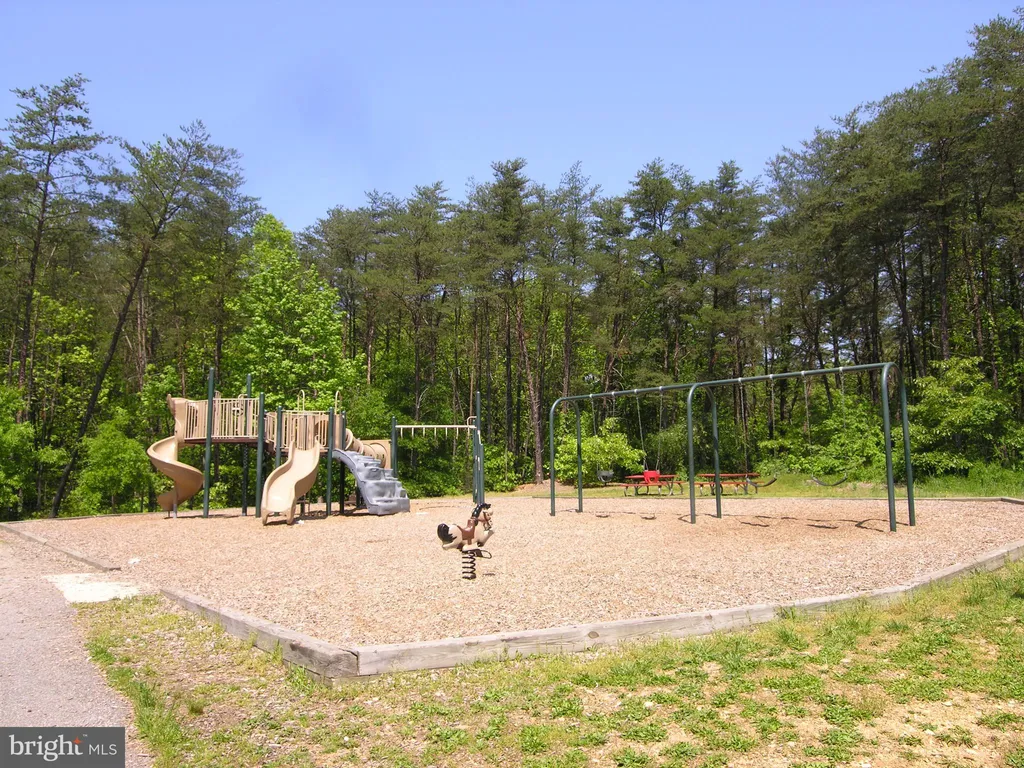 6380 Michael Robert Drive, Springfield, VA 22150