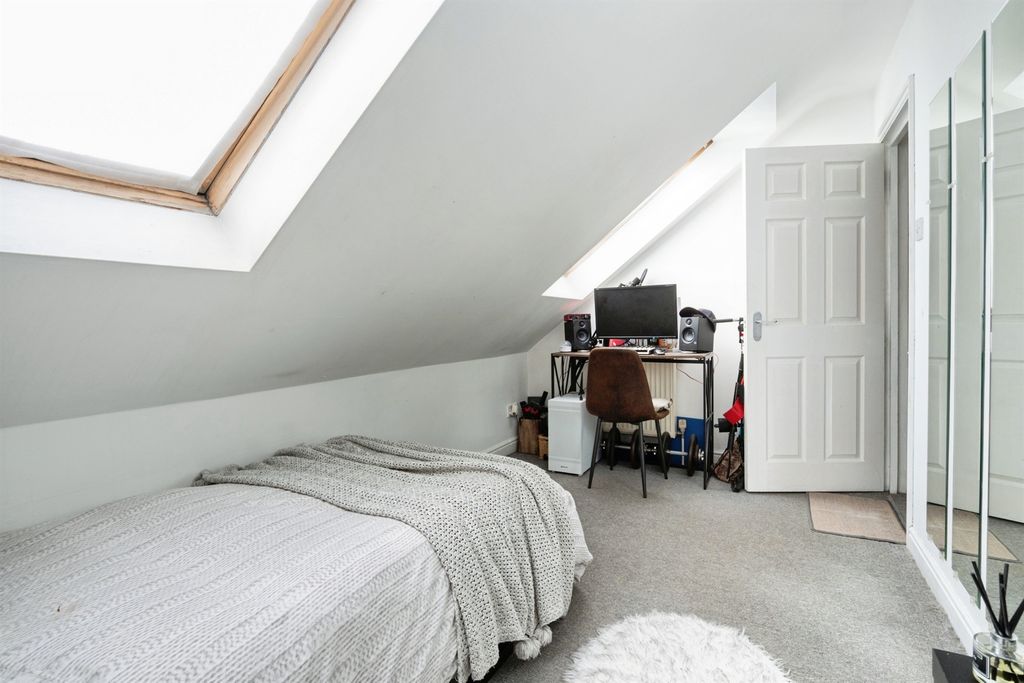 Additional image 11 of 2 bed maisonette for saleLondon Road, Crowborough TN6