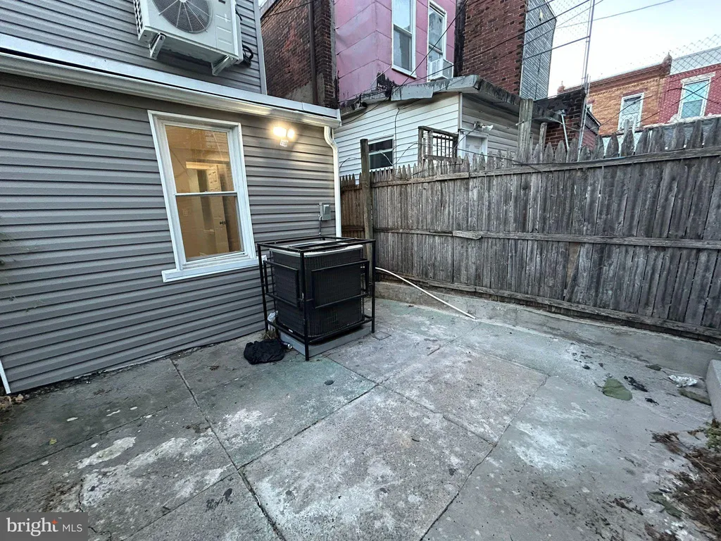 Additional image 12 of 245 W Ontario Street, Philadelphia, PA 19140
