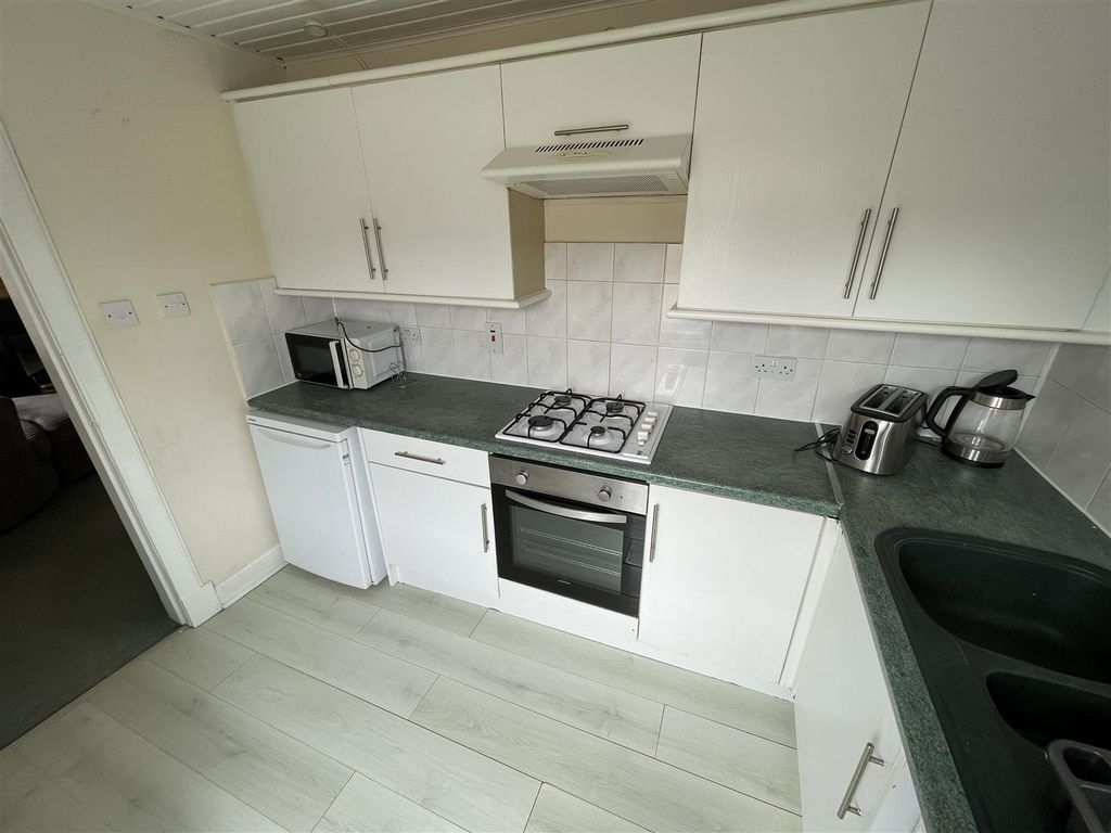 Additional image 5 of 3 bed flat for sale10C St Catherine Street, Cupar KY15