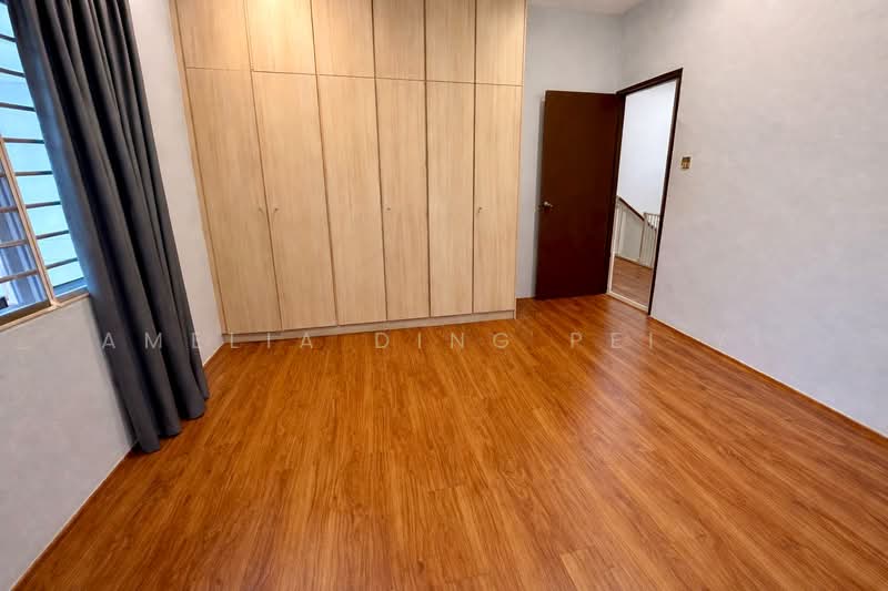 Primrose Avenue photo 4