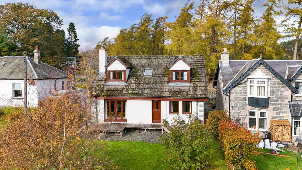 3 bed detached house for saleSneukhead, Lynchat, Kingussie PH21