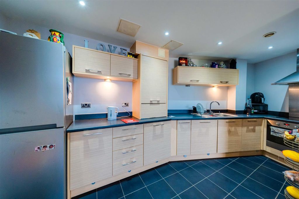 Additional image 4 of 1 bed flat for saleTanners Close, Crayford DA1