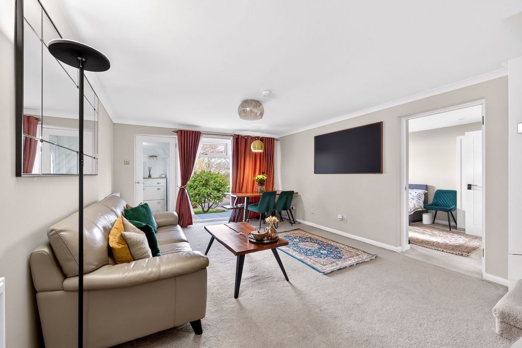 Additional image 5 of 3 bed semi-detached house for saleCurrievale Drive, Currie EH14