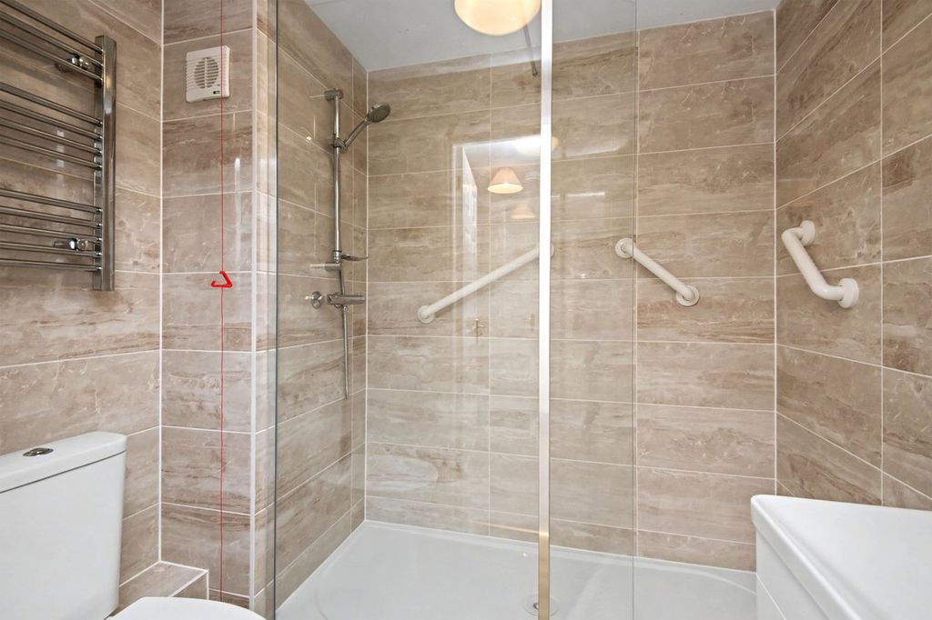 Additional image 8 of 1 bed flat for saleStation Road, Cupar KY15