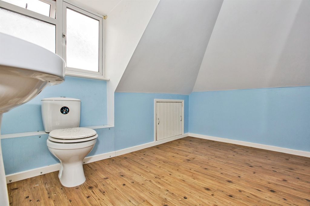 Additional image 15 of 4 bed bungalow for saleFurland Road, Crewkerne TA18