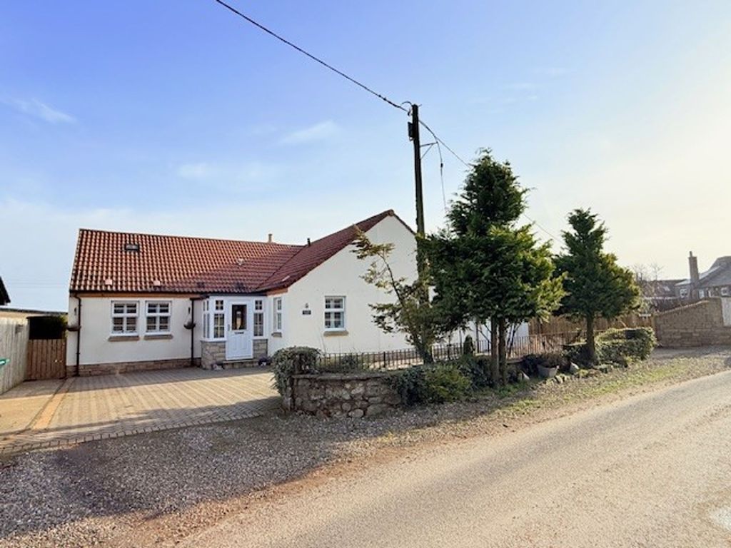Additional image 2 of 4 bed detached bungalow for saleCraigrothie, Cupar KY15