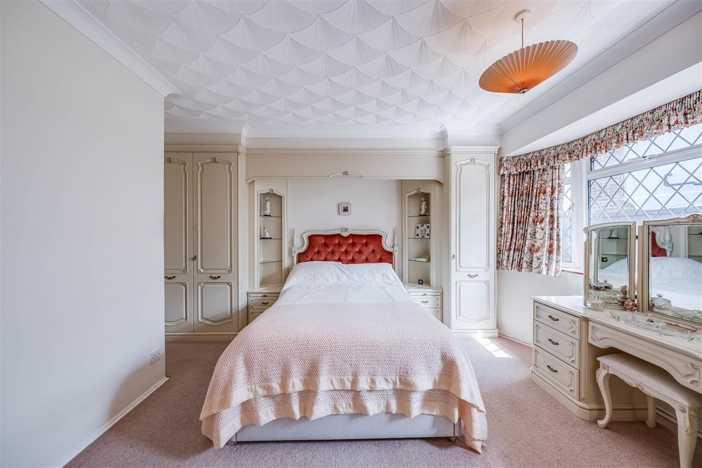 Additional image 14 of 3 bed detached bungalow for saleOakfield Lane, Dartford DA2