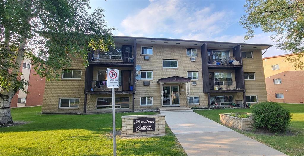 12 5 Queens Crescent