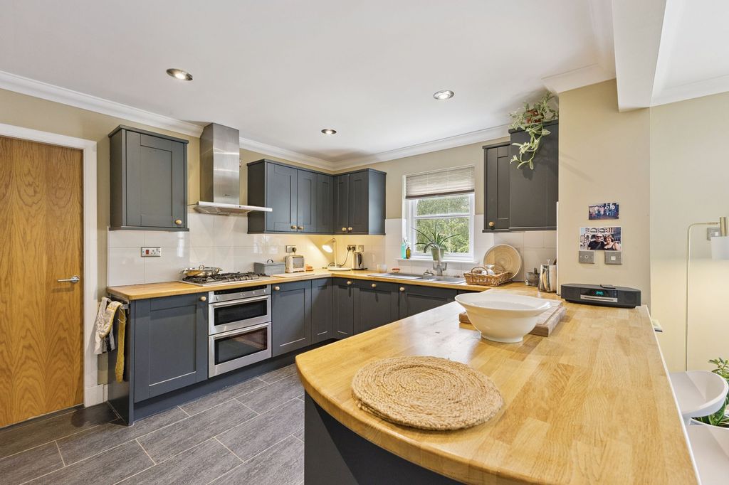 Additional image 5 of 4 bed detached house for saleCarrington Terrace, Crieff PH7
