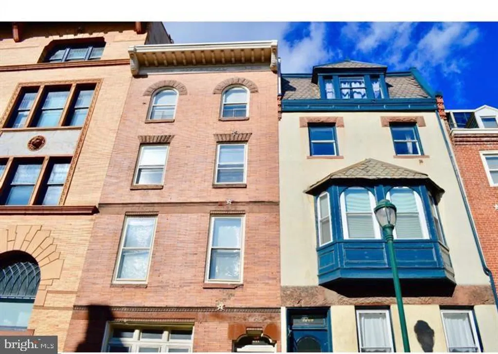 1209 Locust Street Unit 3F, Philadelphia, PA 19107