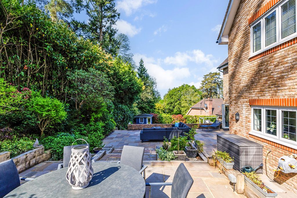 Additional image 16 of 5 bed detached house for saleGorsedene Close, Crowborough TN6