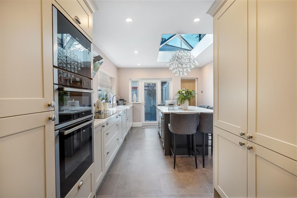 Additional image 16 of 5 bed detached house for salePierremont Gardens, Darlington DL3