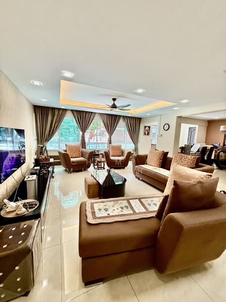 584 Pasir Ris Street 53