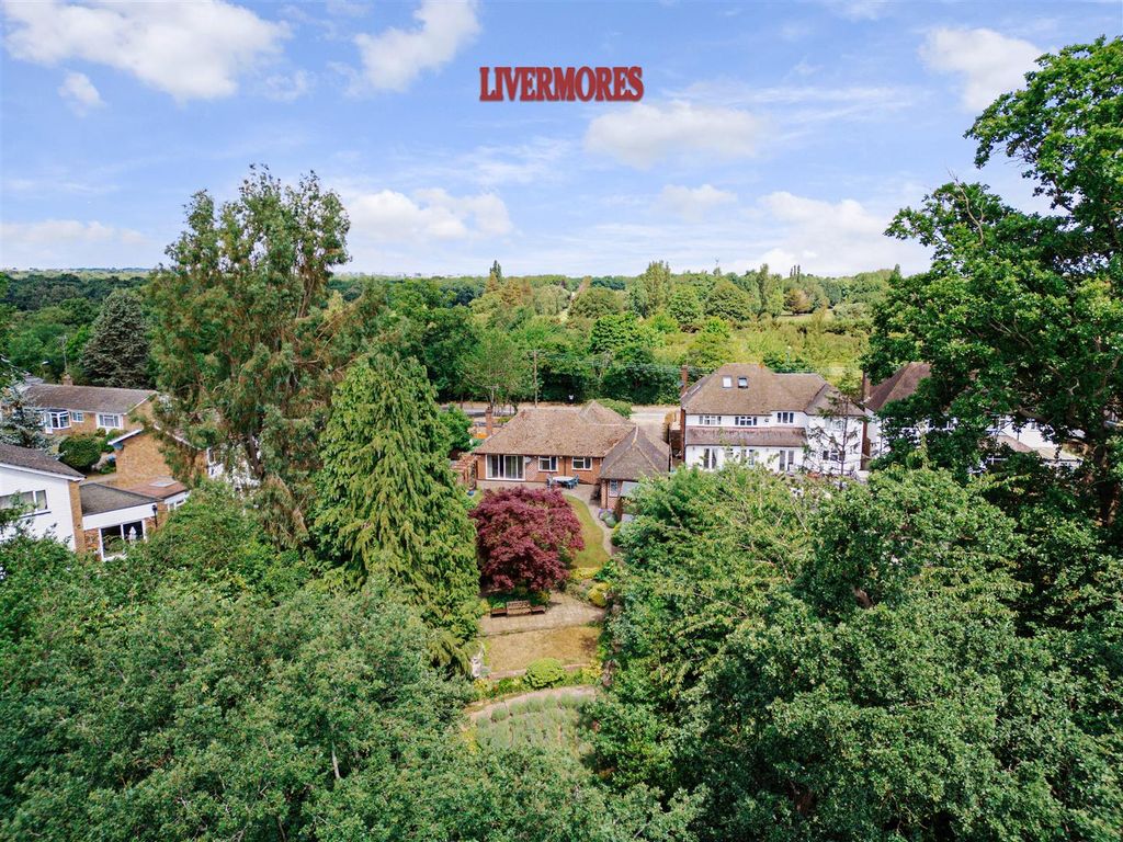 Additional image 31 of 3 bed detached bungalow for saleOakfield Lane, Dartford DA2