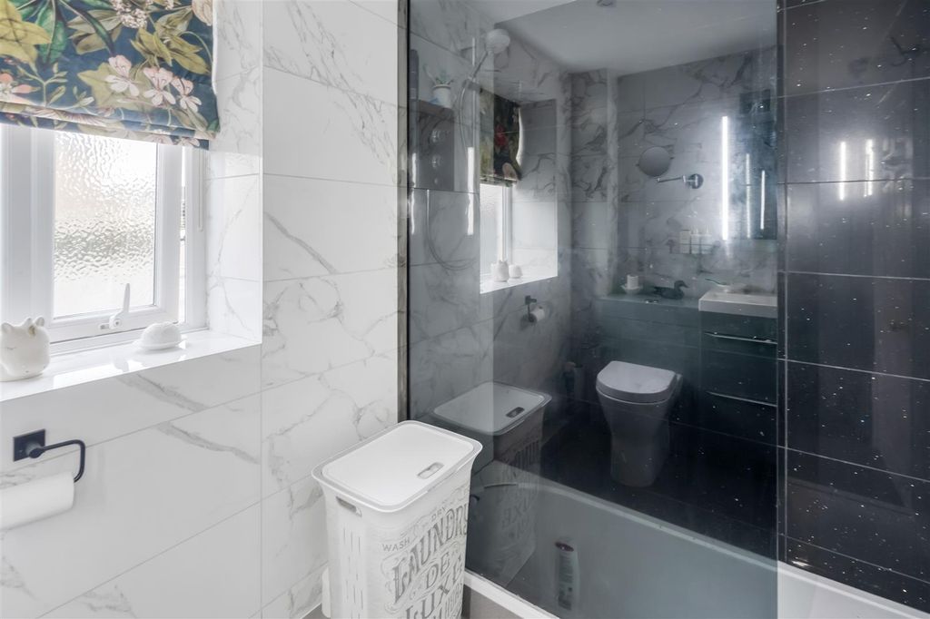 Additional image 13 of 3 bed flat for saleRosebay Court, Darlington DL3