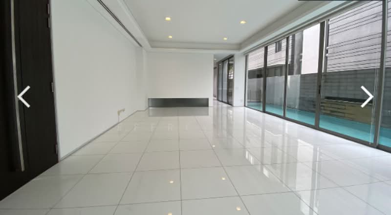 3 Storey Modern Designed Bungalow House 5 Bedrooms En-Suite, Walking distance to Botanic Gardens
