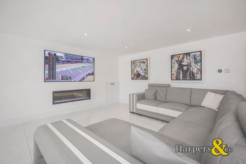 Additional image 13 of 5 bed detached house for saleOakfield Lane, Dartford DA2