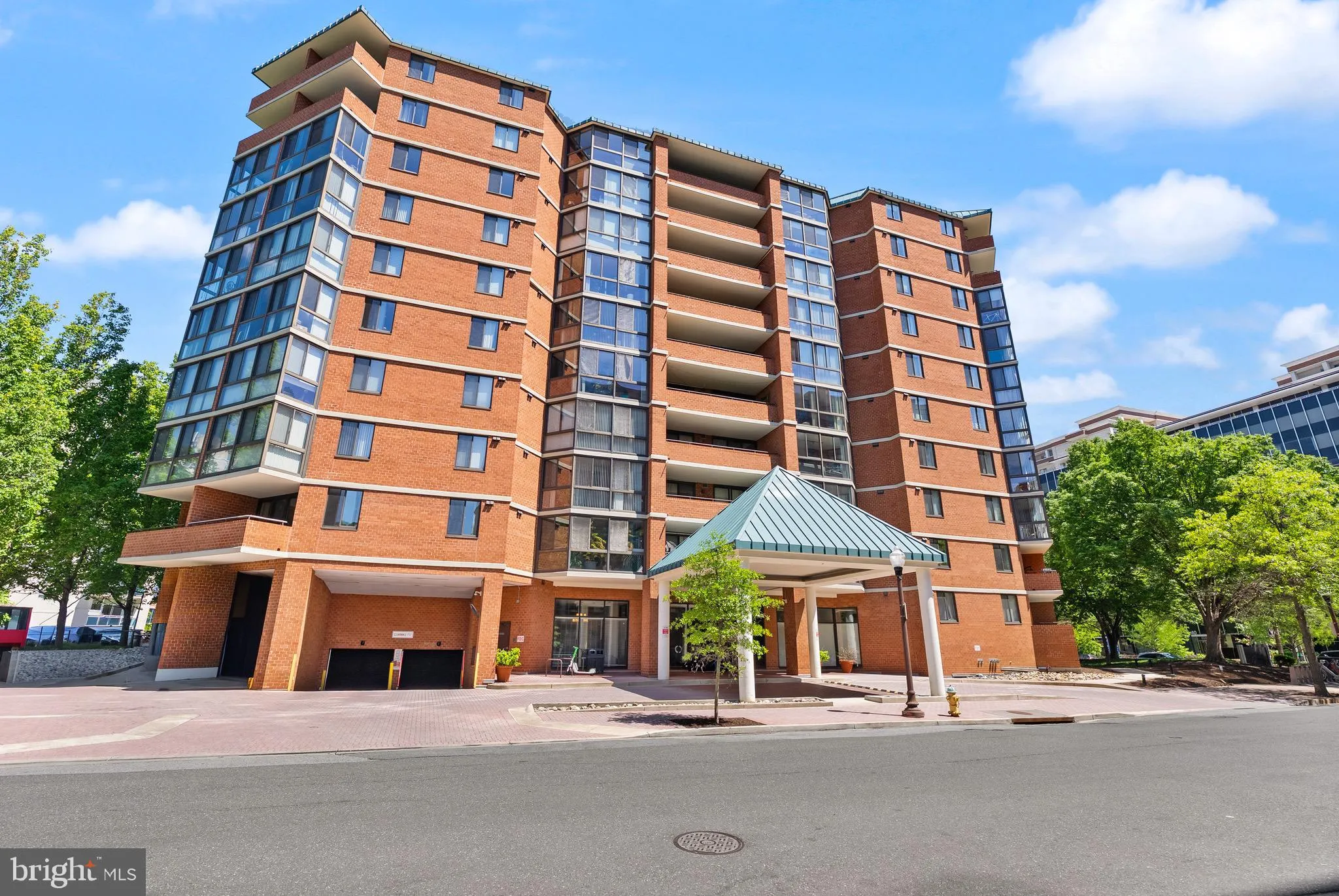 1001 N Randolph Street Unit 820, Arlington, VA 22201