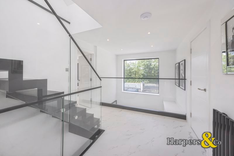 Additional image 22 of 5 bed detached house for saleOakfield Lane, Dartford DA2