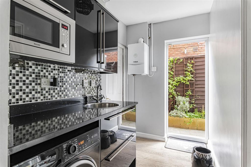 Additional image 23 of 4 bed detached house for saleMartin Road, Dartford DA2