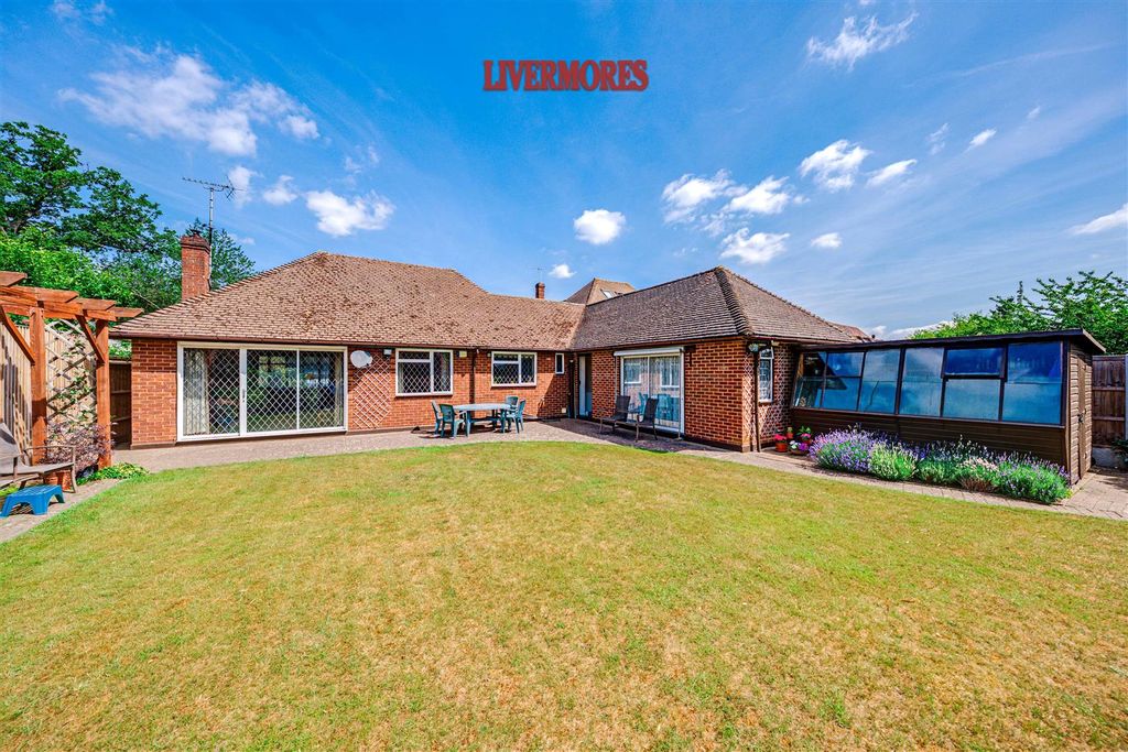 Additional image 32 of 3 bed detached bungalow for saleOakfield Lane, Dartford DA2