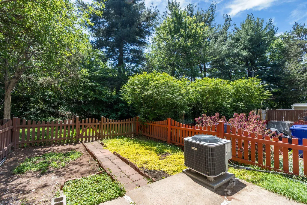 9307 Hood Road, Manassas, VA 20110