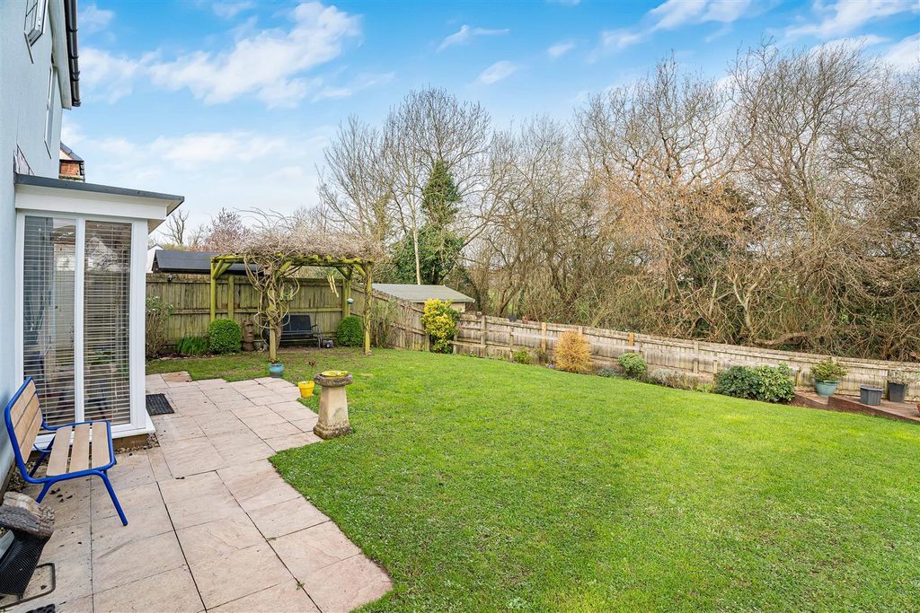 Additional image 2 of 4 bed property for saleCambridge Way, Cullompton EX15