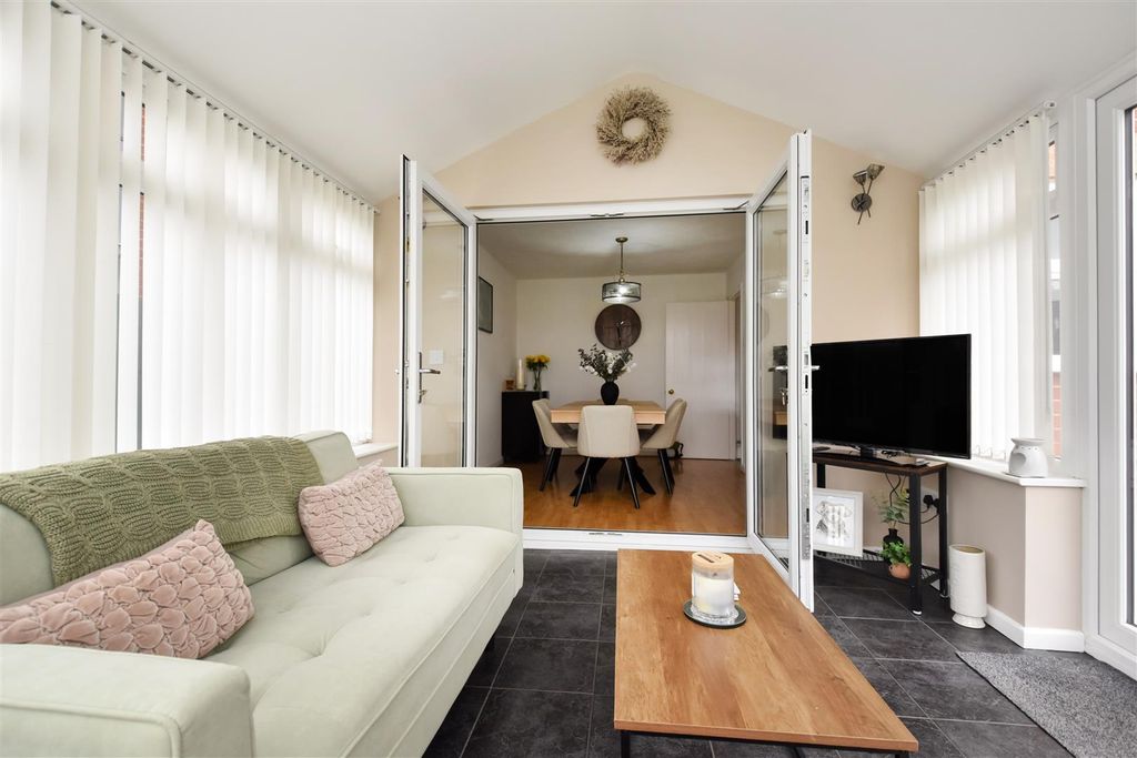 Additional image 15 of 4 bed detached house for saleSiskin Chase, Cullompton EX15