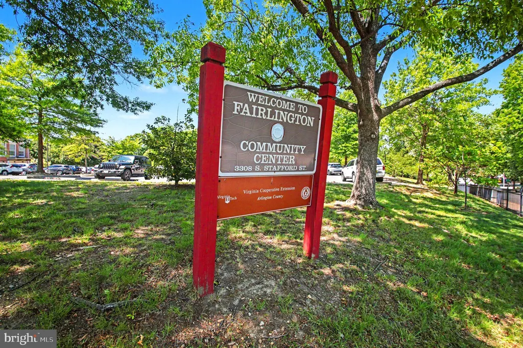 3302 S Wakefield Street, Arlington, VA 22206