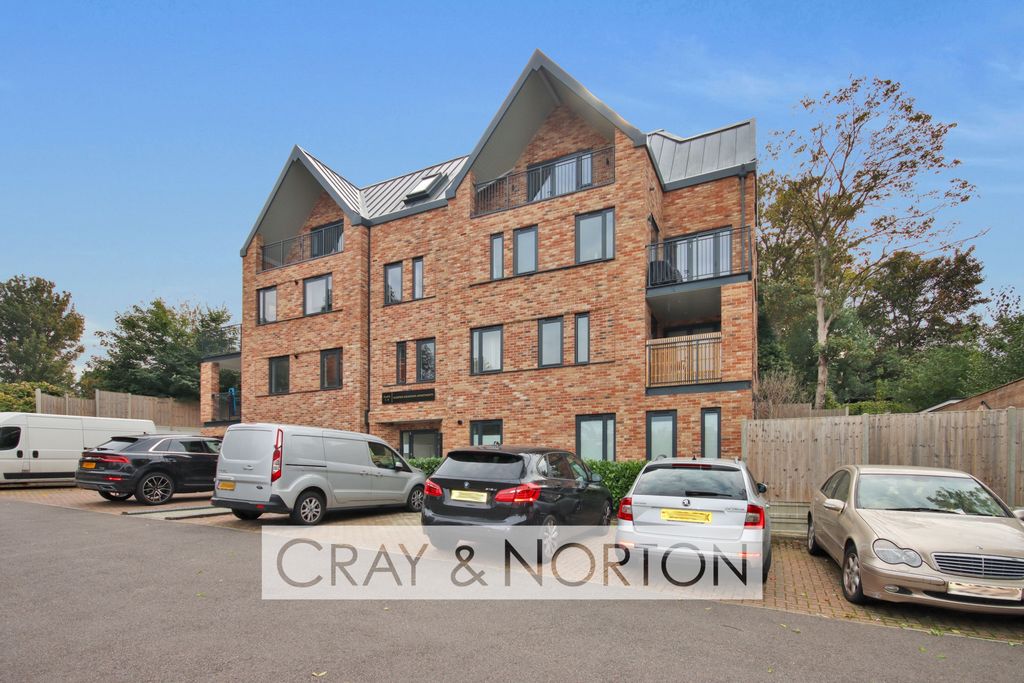 Additional image 12 of 3 bed flat for saleWard Close, South Croydon CR2