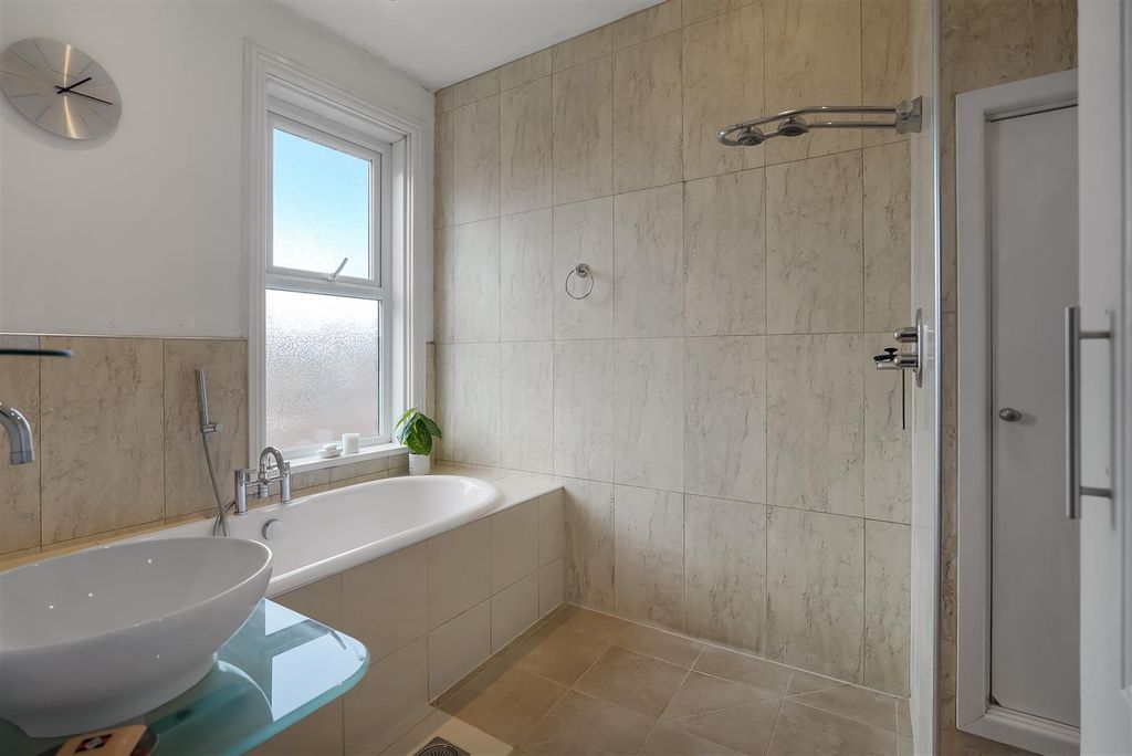 Additional image 15 of 6 bed town house for saleUplands Road, Darlington DL3