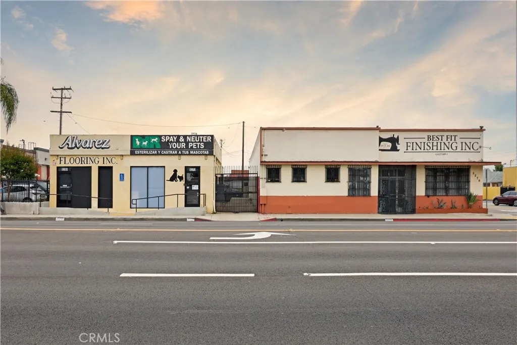 5268 Atlantic Boulevard, Maywood, CA 90270 photo 2