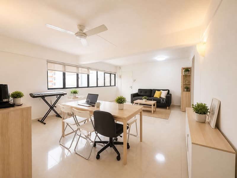 10 Holland Avenue photo 2