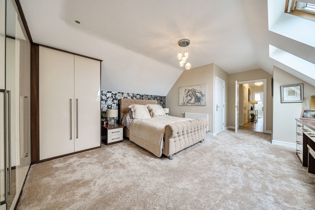Additional image 9 of 3 bed flat for saleJepson Drive, Stone, Dartford DA2