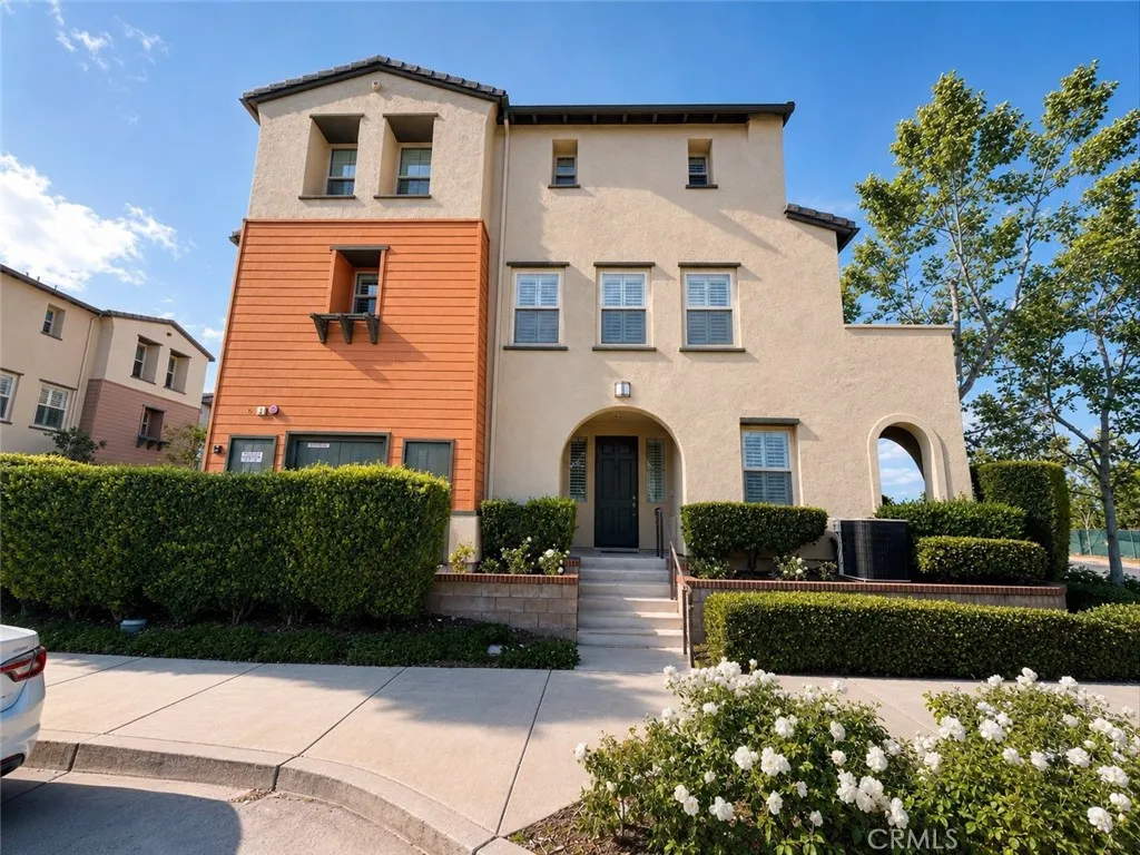 7691 Creole Place Unit 6, Rancho Cucamonga, CA 91739 photo 2