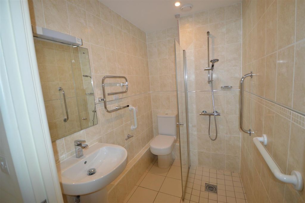 Additional image 12 of 2 bed flat for saleHolmes Place, Crowborough Hill, Crowborough TN6