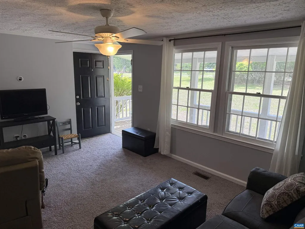 2002 Oliver Creek Rd, Troy, VA 22974 photo 2