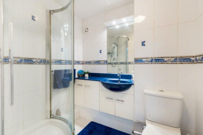 Additional image 10 of 4 bed detached house for saleBench Field, South Croydon CR2