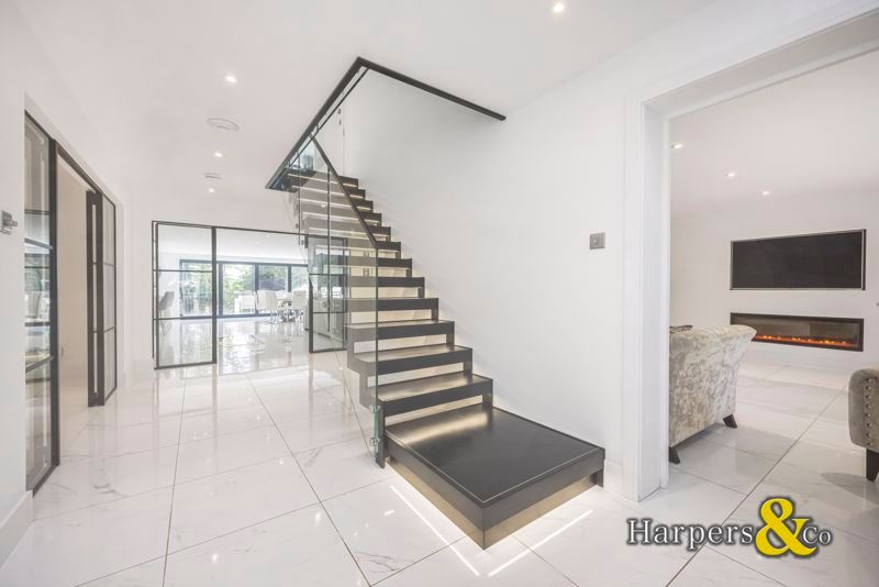 Additional image 4 of 5 bed detached house for saleOakfield Lane, Dartford DA2